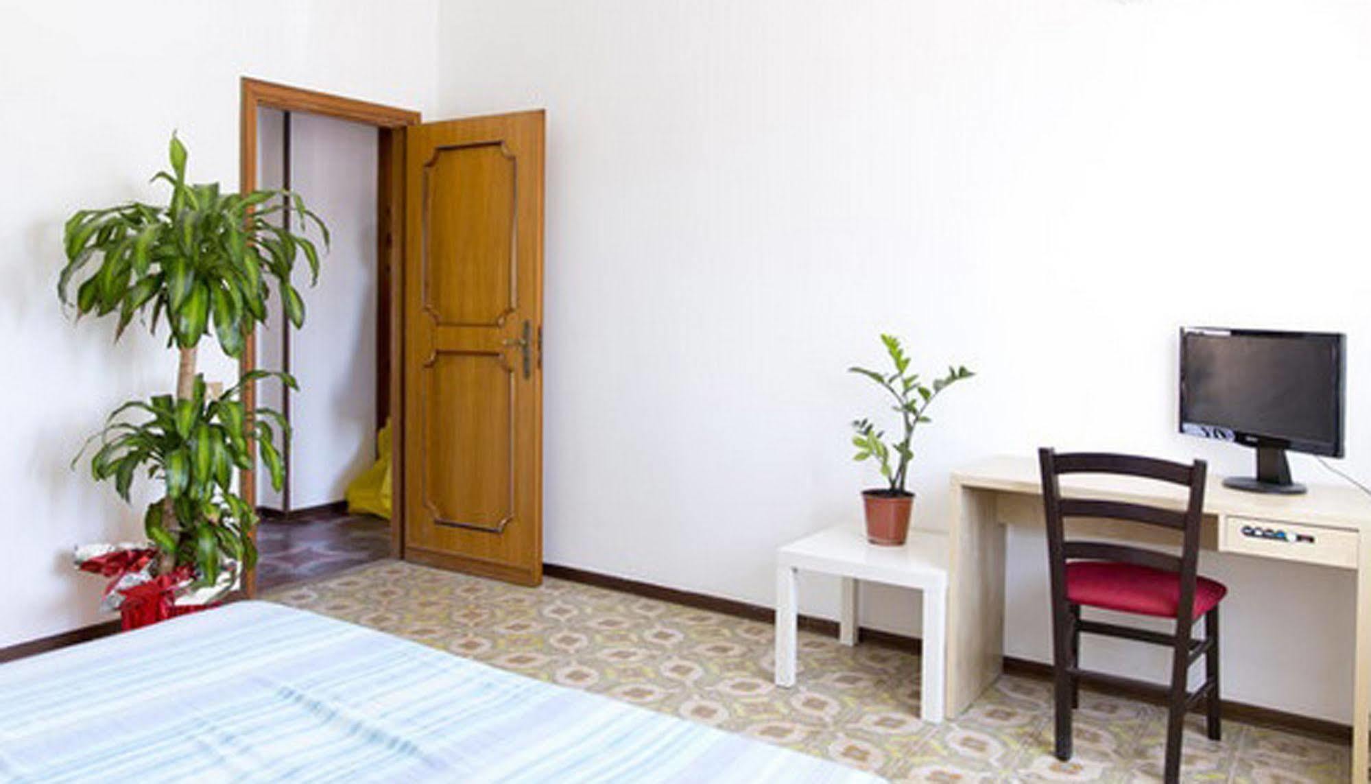 Hotel Residenza Paola Palermo Zewnętrze zdjęcie